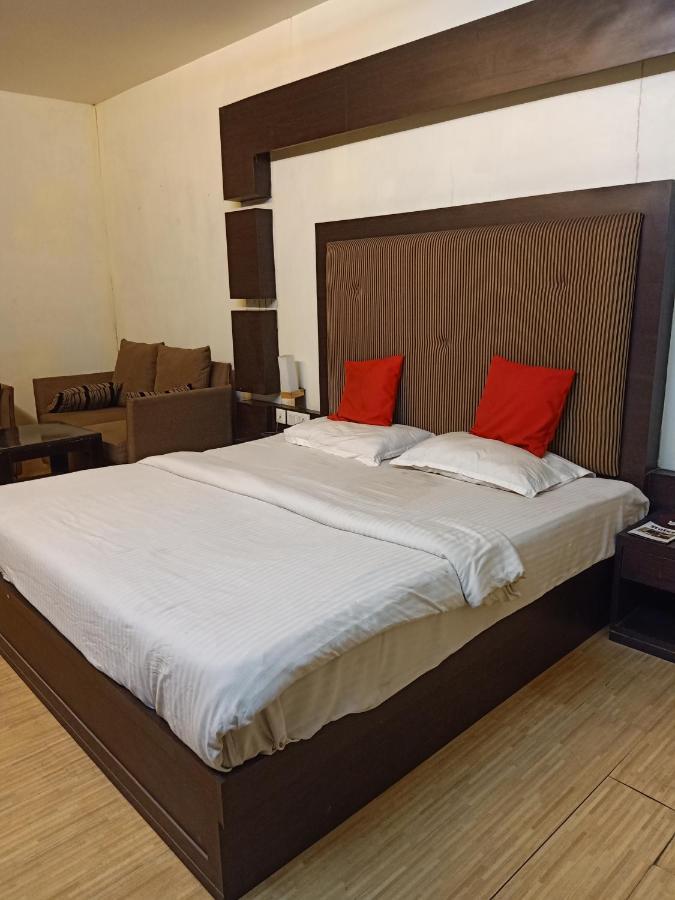 Hotel V.I.P. Regency Dhanbad Luaran gambar