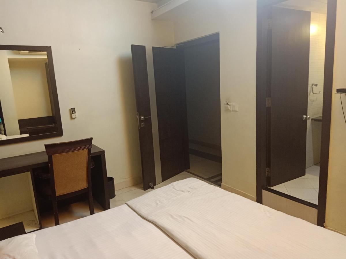 Hotel V.I.P. Regency Dhanbad Luaran gambar