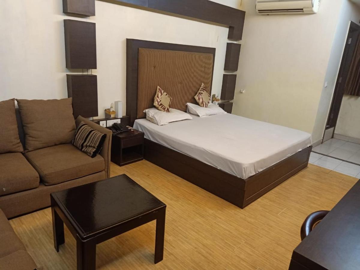Hotel V.I.P. Regency Dhanbad Luaran gambar