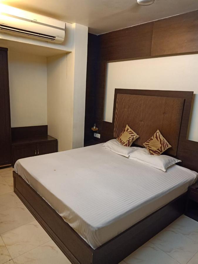 Hotel V.I.P. Regency Dhanbad Luaran gambar